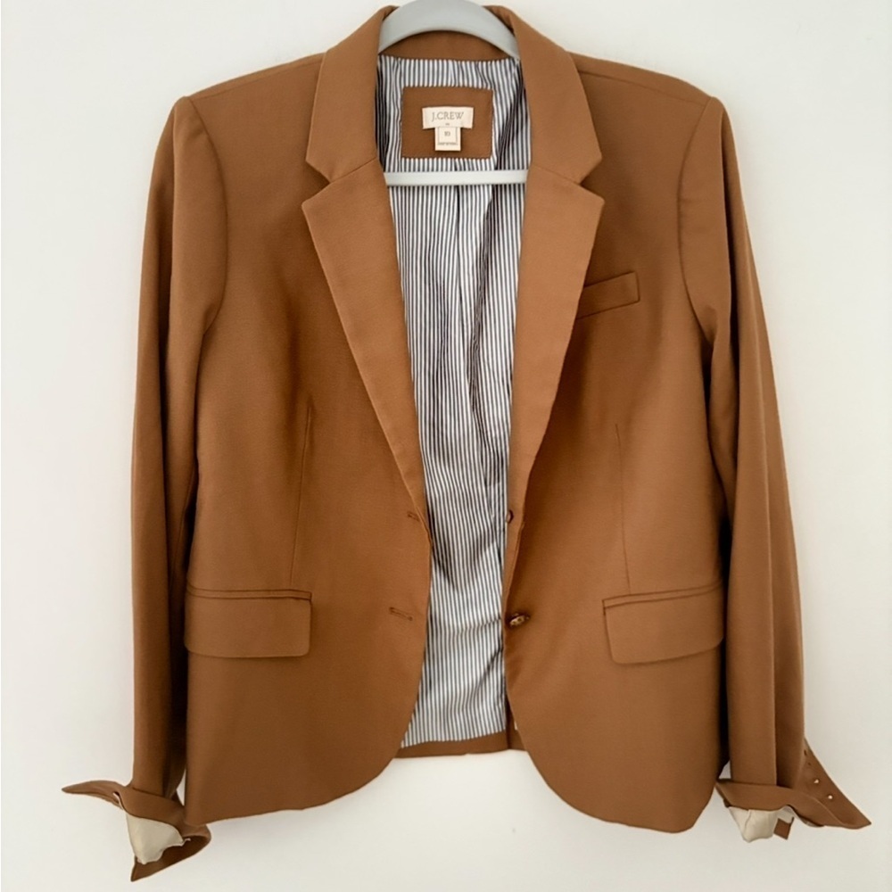 NWOT J.Crew Original
Schoolboy Blazer Woman Size 10
Tan Camel Wool Blend